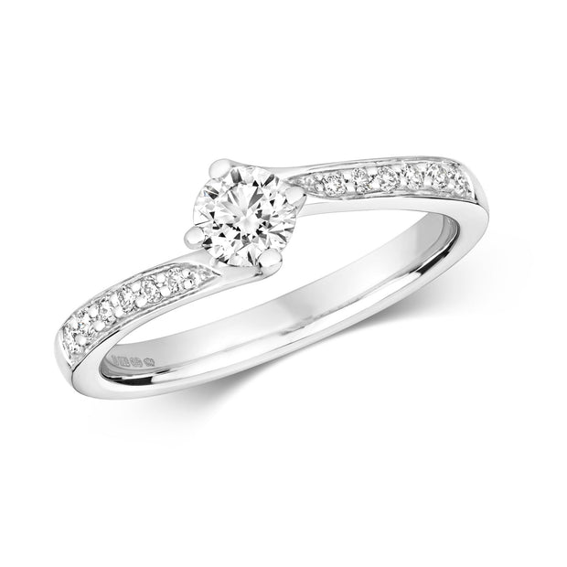 Diamond Ring in 18K White Gold