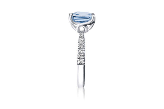 2.2ct Aquamarine 0.26ct Diamond Ring in Platinum | Charmé