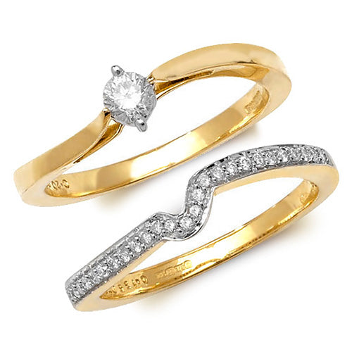 Diamond Ring in 9K Gold