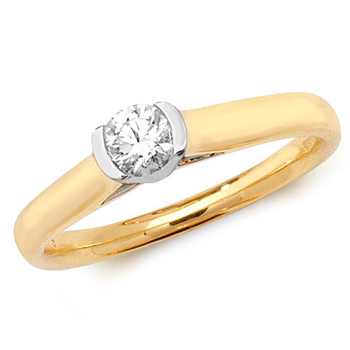 Diamond Ring in 9K Gold