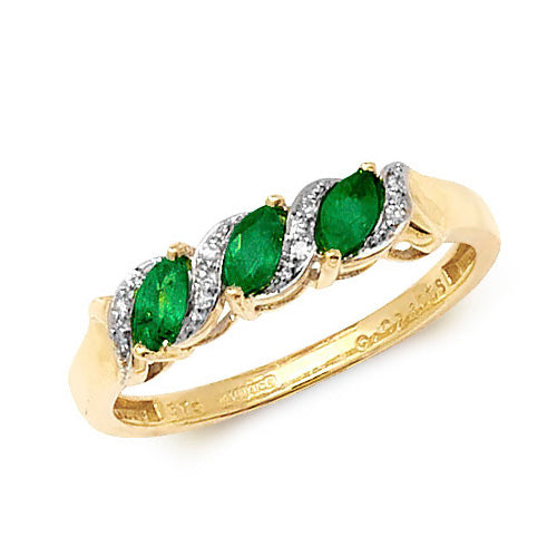 Emerald and Diamond Ring in 9K Gold