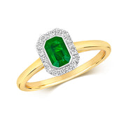 Emerald & Diamond Ring in 9K Gold