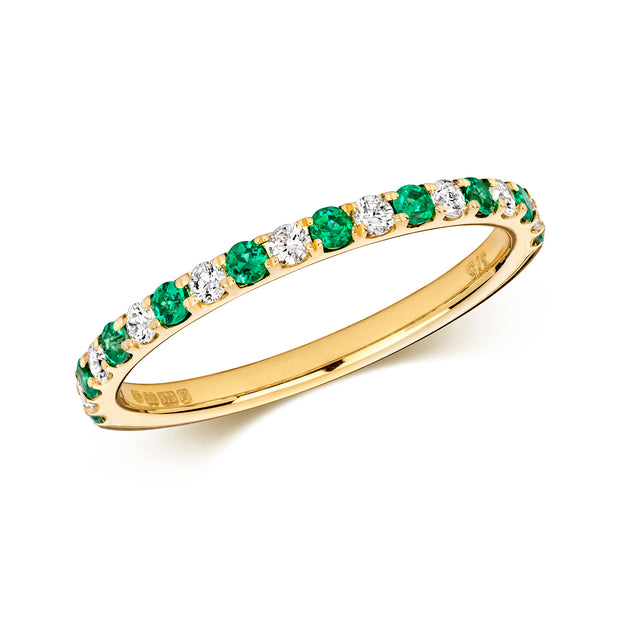 Emerald & Diamond Ring in 9K Gold