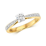 Diamond Ring in 9K Gold