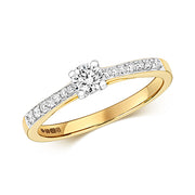 Diamond Ring in 9K Gold