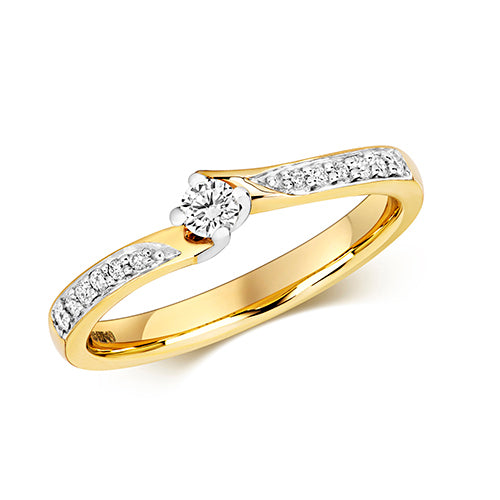 Diamond Ring in 9K Gold