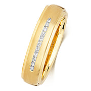 Diamond Ring in 9K Gold