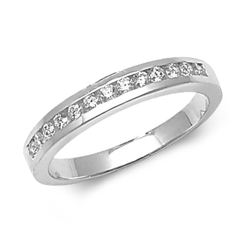 Diamond Ring in 18K White Gold