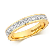 Diamond Ring in 18K Gold