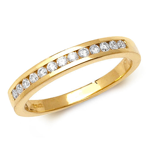 Diamond Ring in 18K Gold