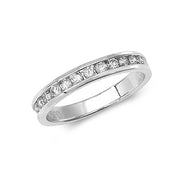 Diamond Ring in 18K White Gold