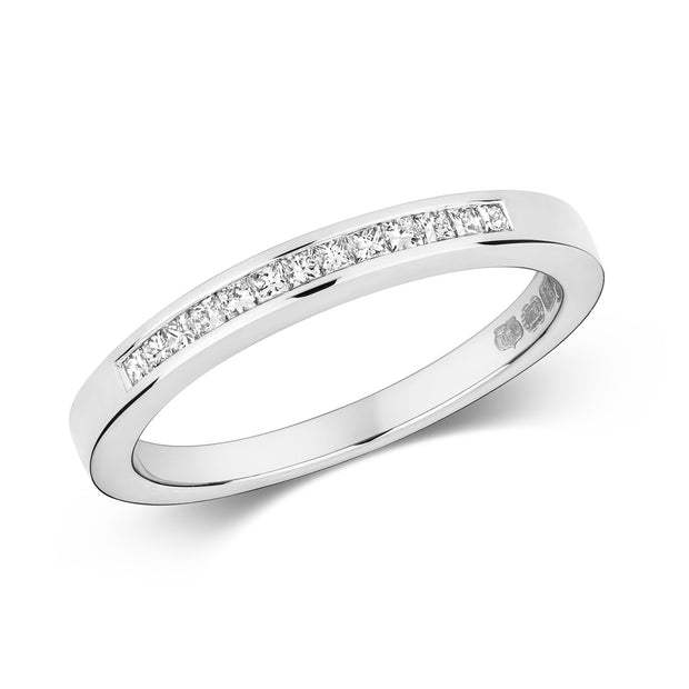 Diamond Ring in 18K White Gold