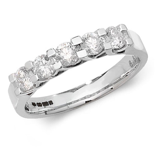 Diamond Ring in 18K White Gold