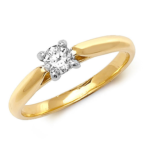 Diamond Ring in 18K Gold