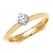 Diamond Ring in 18K Gold