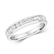 Diamond Ring in 18K White Gold