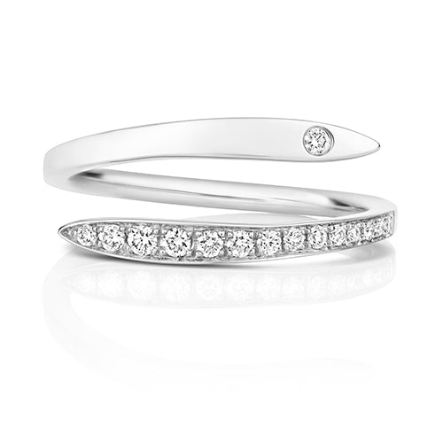Diamond Ring in 18K White Gold