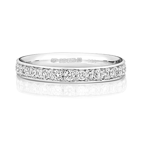 18K Gold Diamond Eternity Wedding Band | Charmé